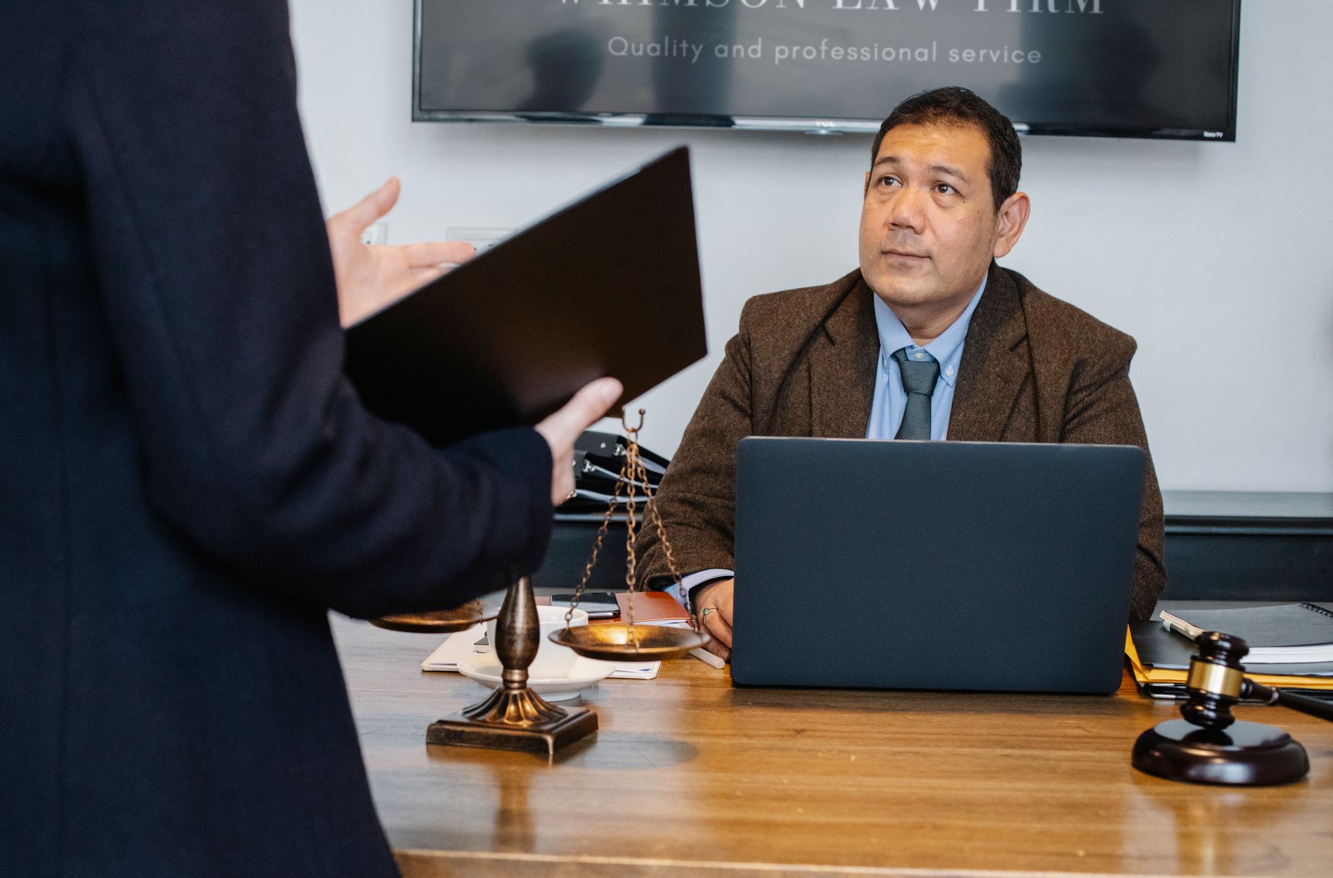 Avocat Suresnes